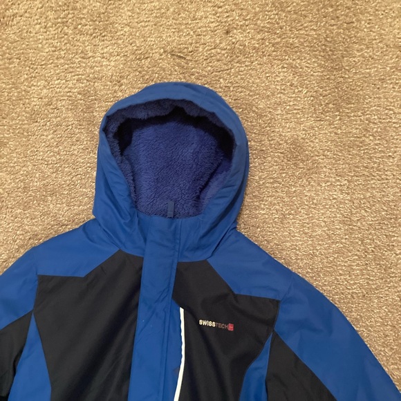 Swiss tech winter fur jacket - Picture 2 of 11